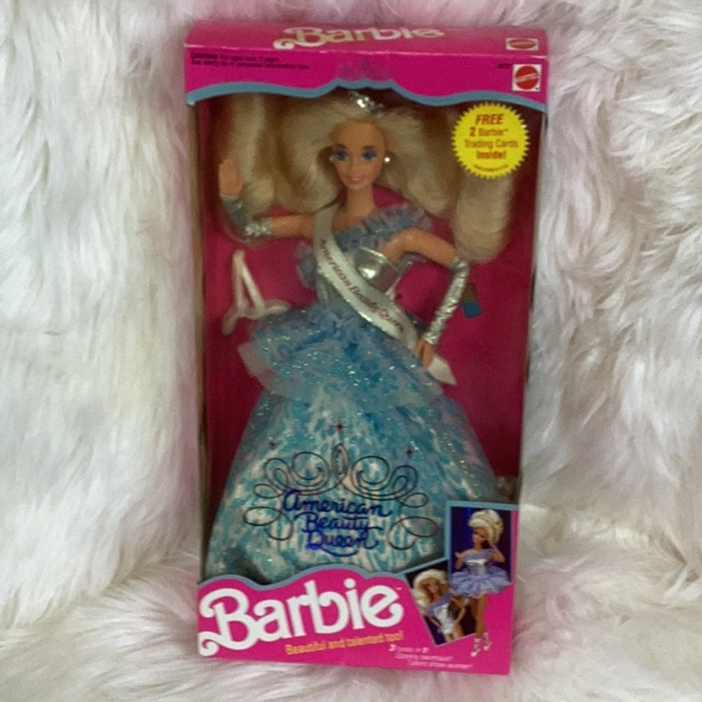 Vtg. American Barbie Beauty Queen 1991.